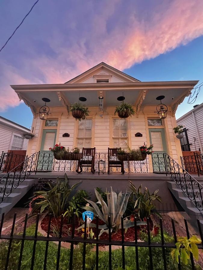 Luxury Historic Shotgun Home In Lower Garden District นิวออร์ลีนส์ ภายนอก รูปภาพ